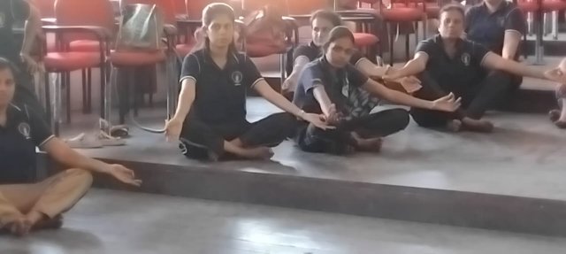 යෝගා වැඩසටහන 2025